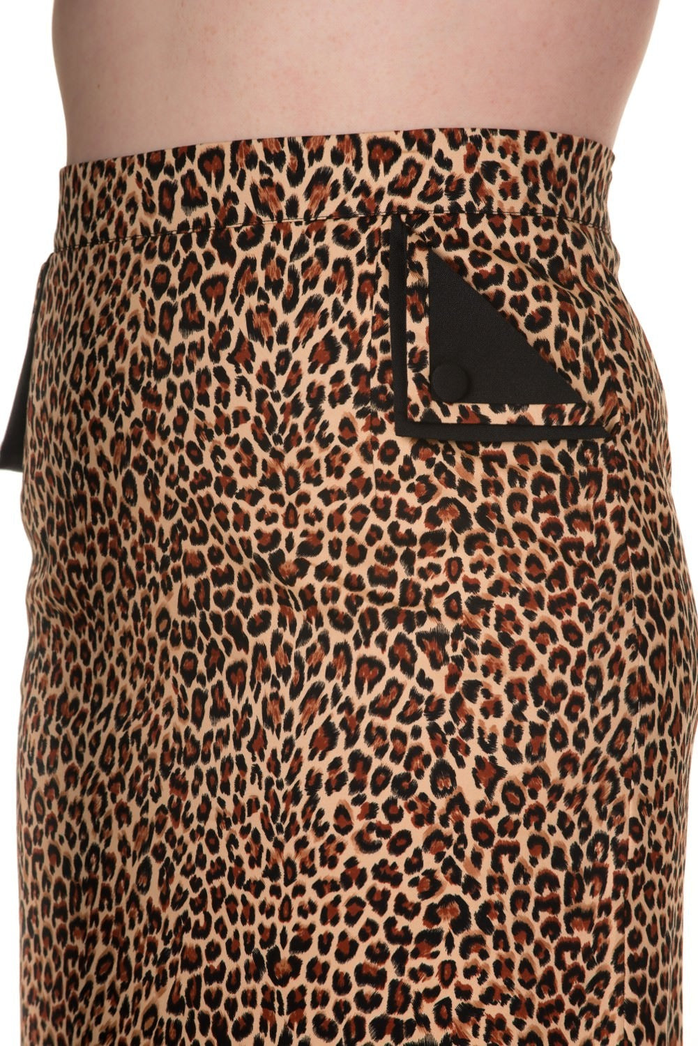 Classic Plus Size Tori Pencil Skirt in leopard print, featuring side pockets and chic button detail.